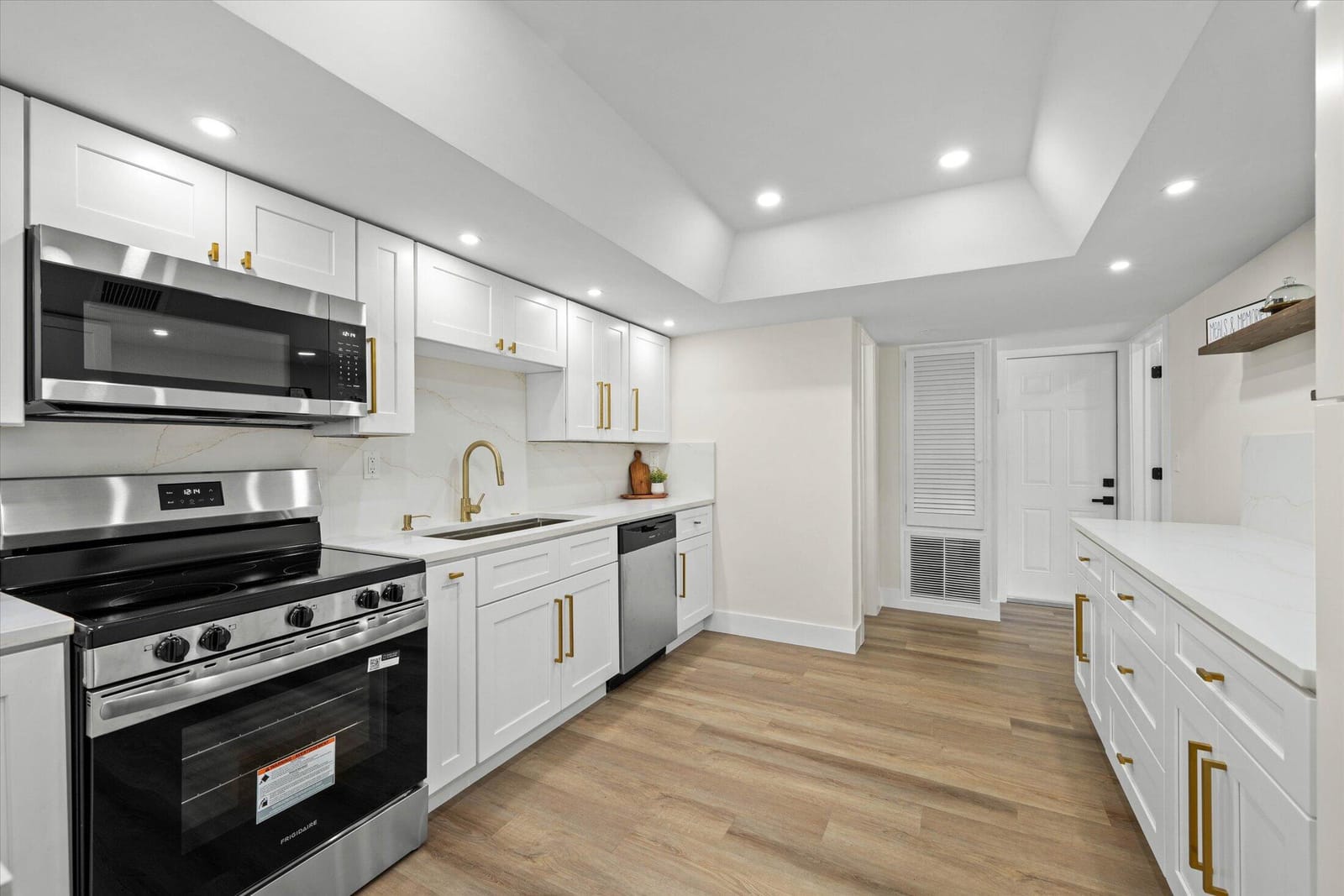 5834 Forest Hill Boulevard — photo 9