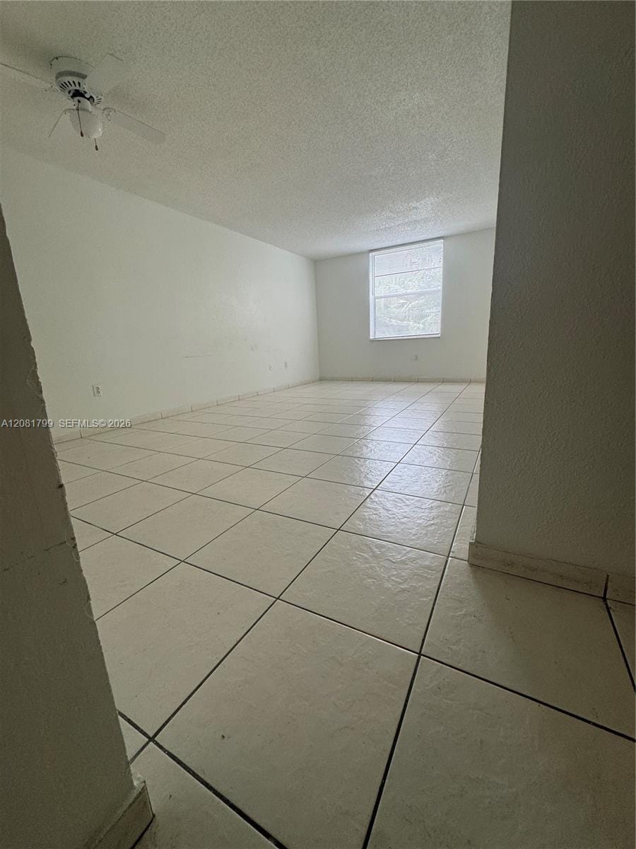 5755 W 20th Avenue 201, Hialeah, FL 33012 photo 3