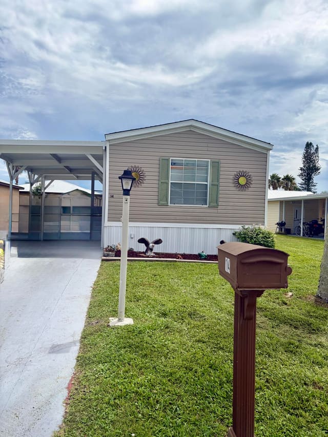 14 Huarte Way, Port St. Lucie, FL 34952