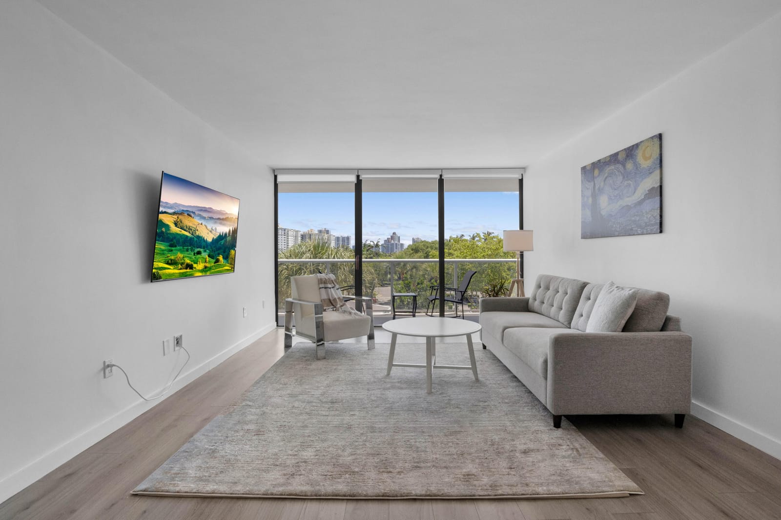 3701 N COUNTRY CLUB Drive 404 — photo 1