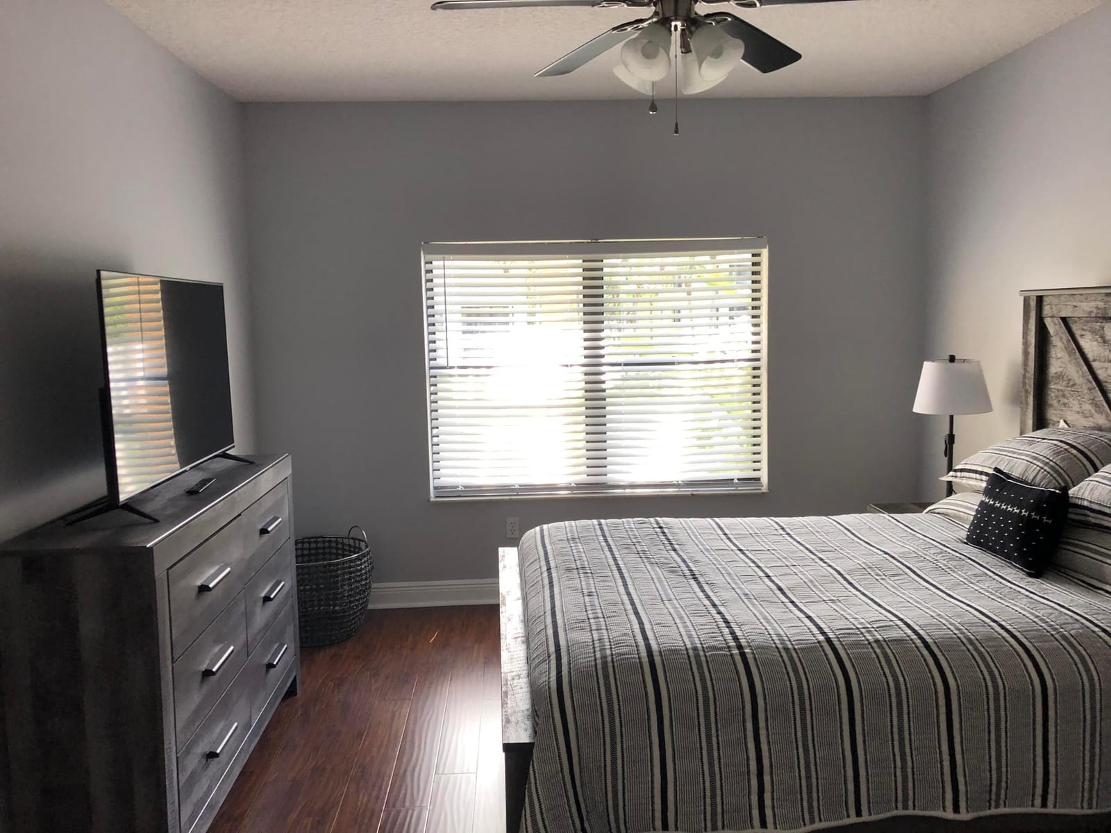 800 Uno Lago Drive 204 — photo 9