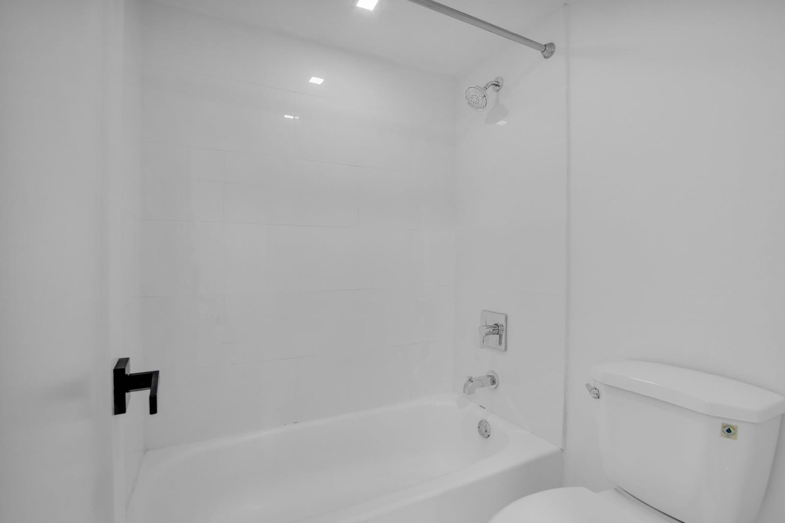 3701 N COUNTRY CLUB Drive 404, Aventura, FL 33180 photo 22