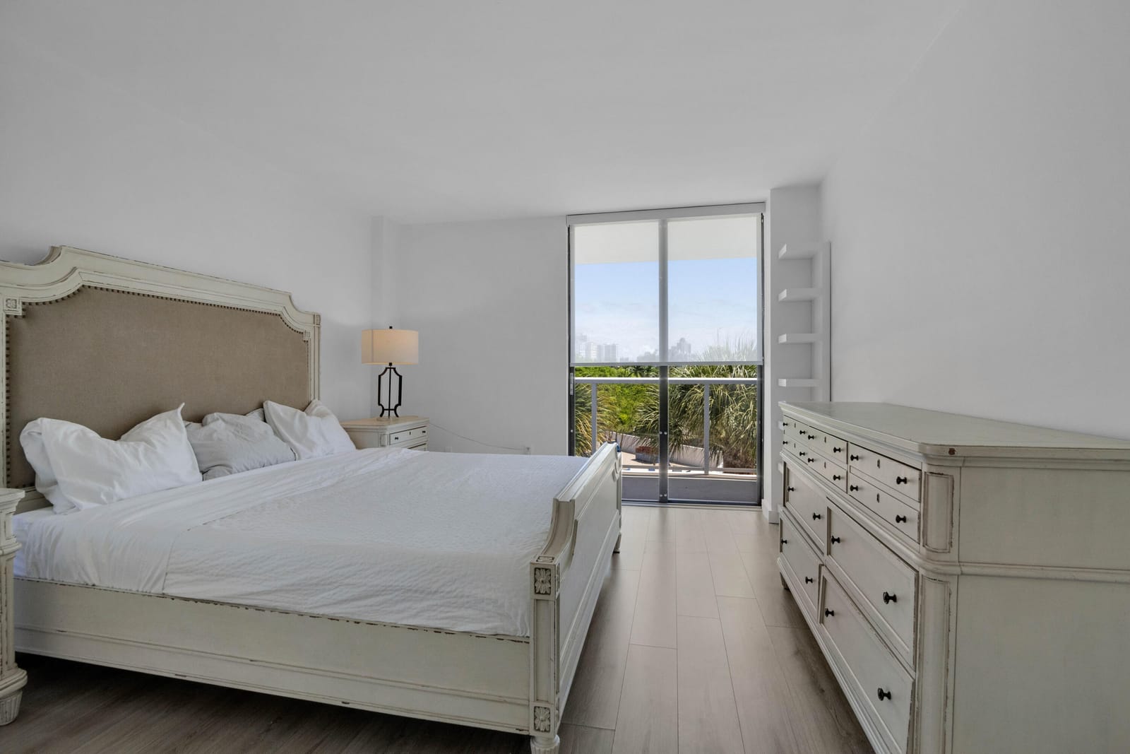 3701 N COUNTRY CLUB Drive 404 — photo 4