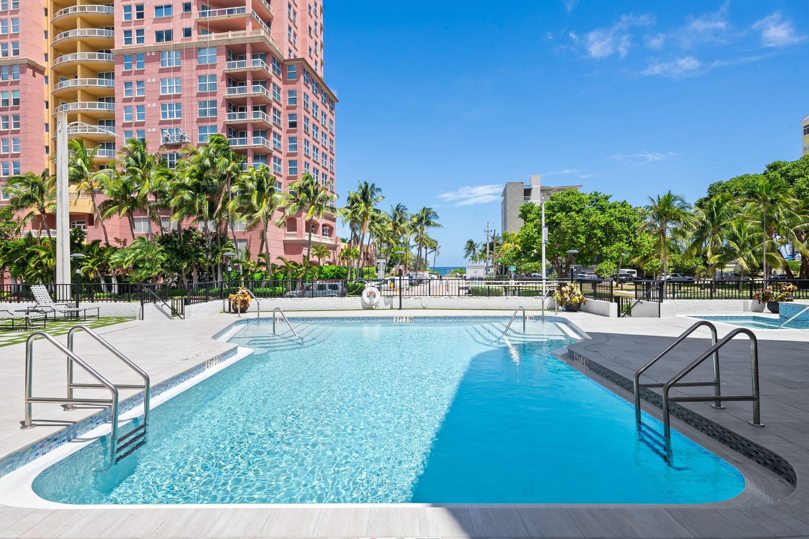 2029 N OCEAN Boulevard 403, Fort Lauderdale, FL 33305 photo 2