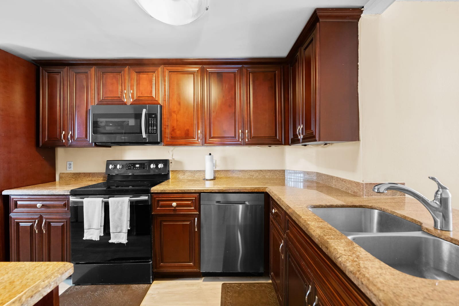 2029 N OCEAN Boulevard 403, Fort Lauderdale, FL 33305 photo 8