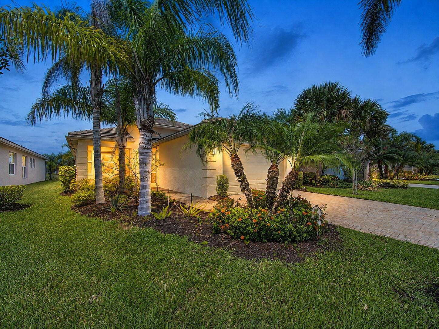 11826 SW Brighton Falls Drive, Port St. Lucie, FL 34987