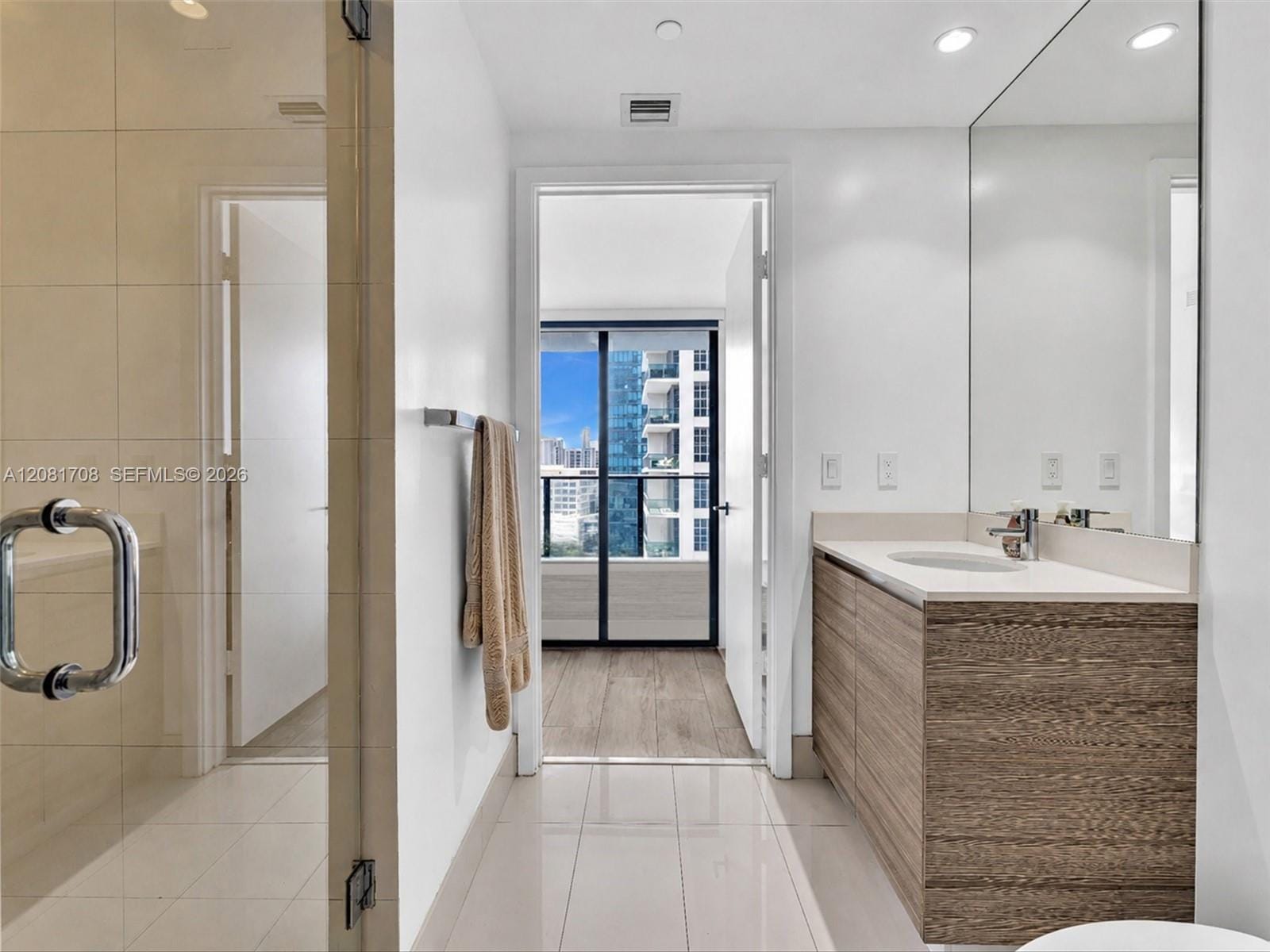 121 NE 34th Street 1602, Miami, FL 33137 photo 22