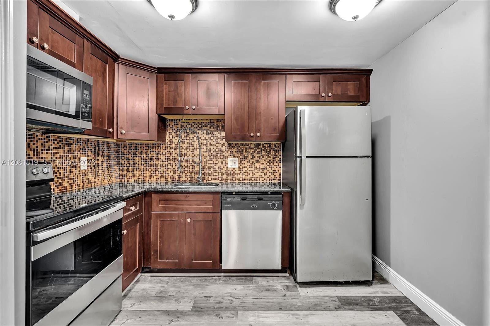 4158 Inverrary Drive 503 — photo 2