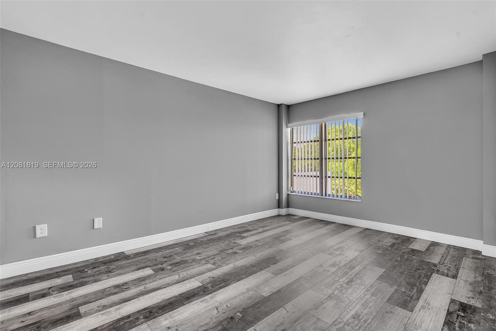 4158 Inverrary Drive 503 — photo 7