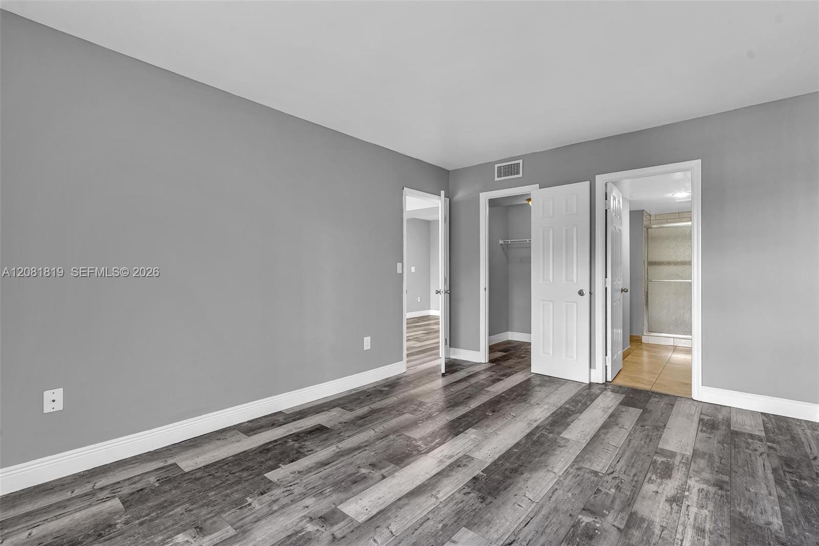 4158 Inverrary Drive 503 — photo 8