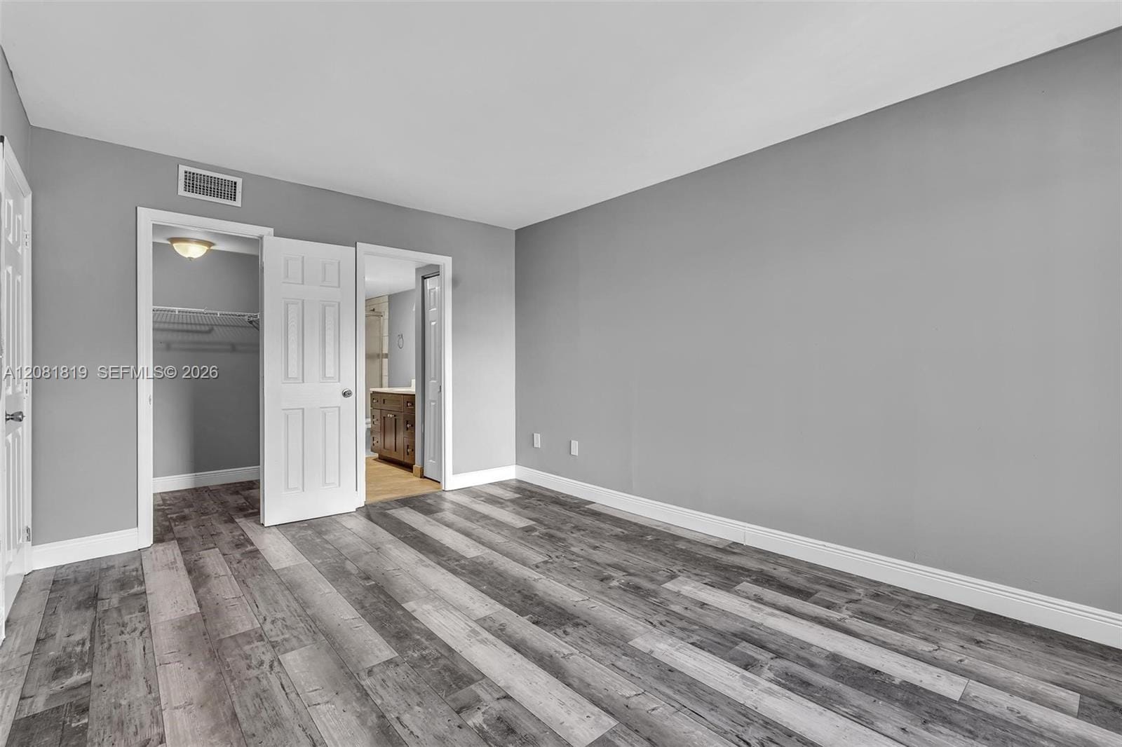 4158 Inverrary Drive 503 — photo 10