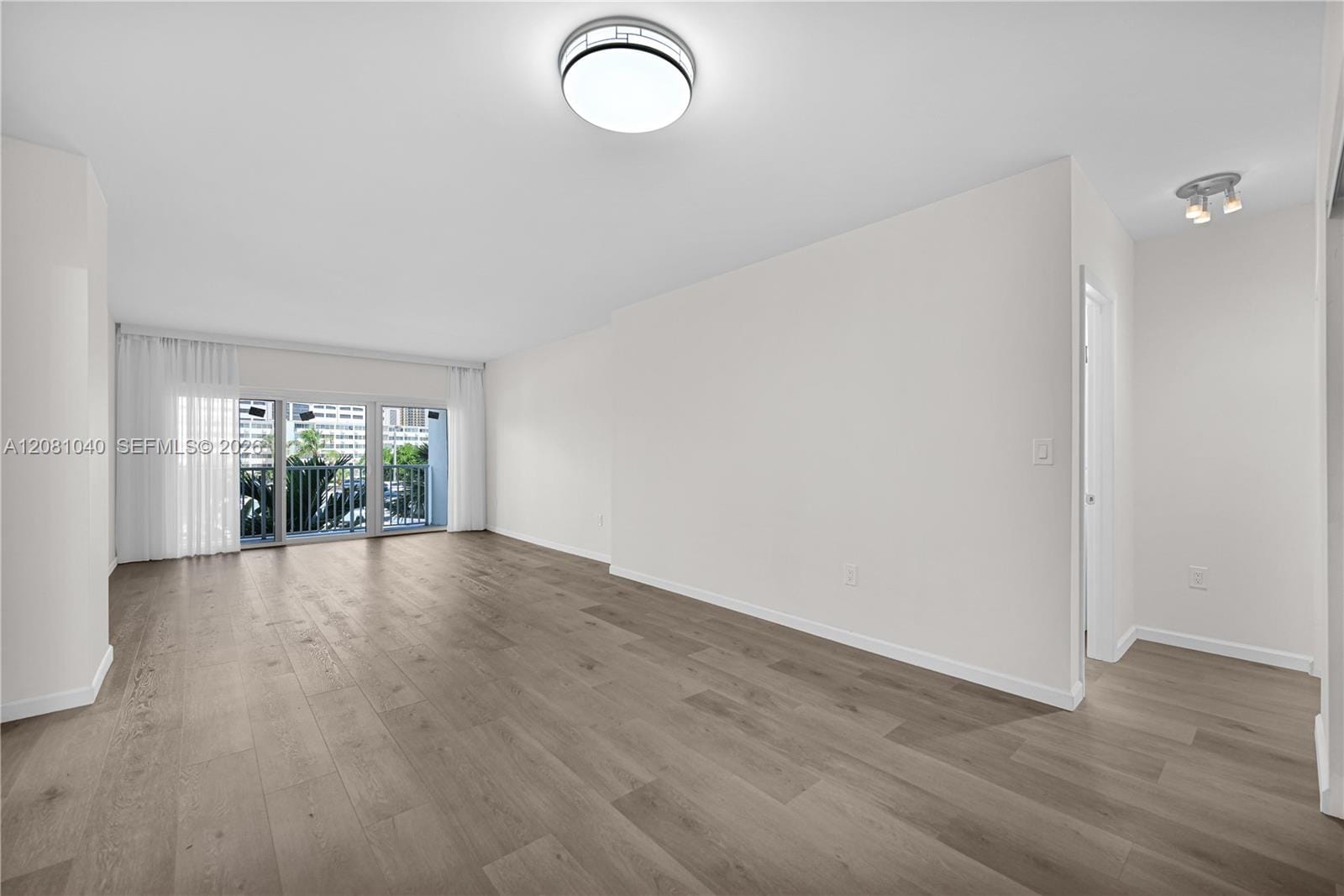 300 Bayview Drive 211, Sunny Isles Beach, FL 33160 photo 13