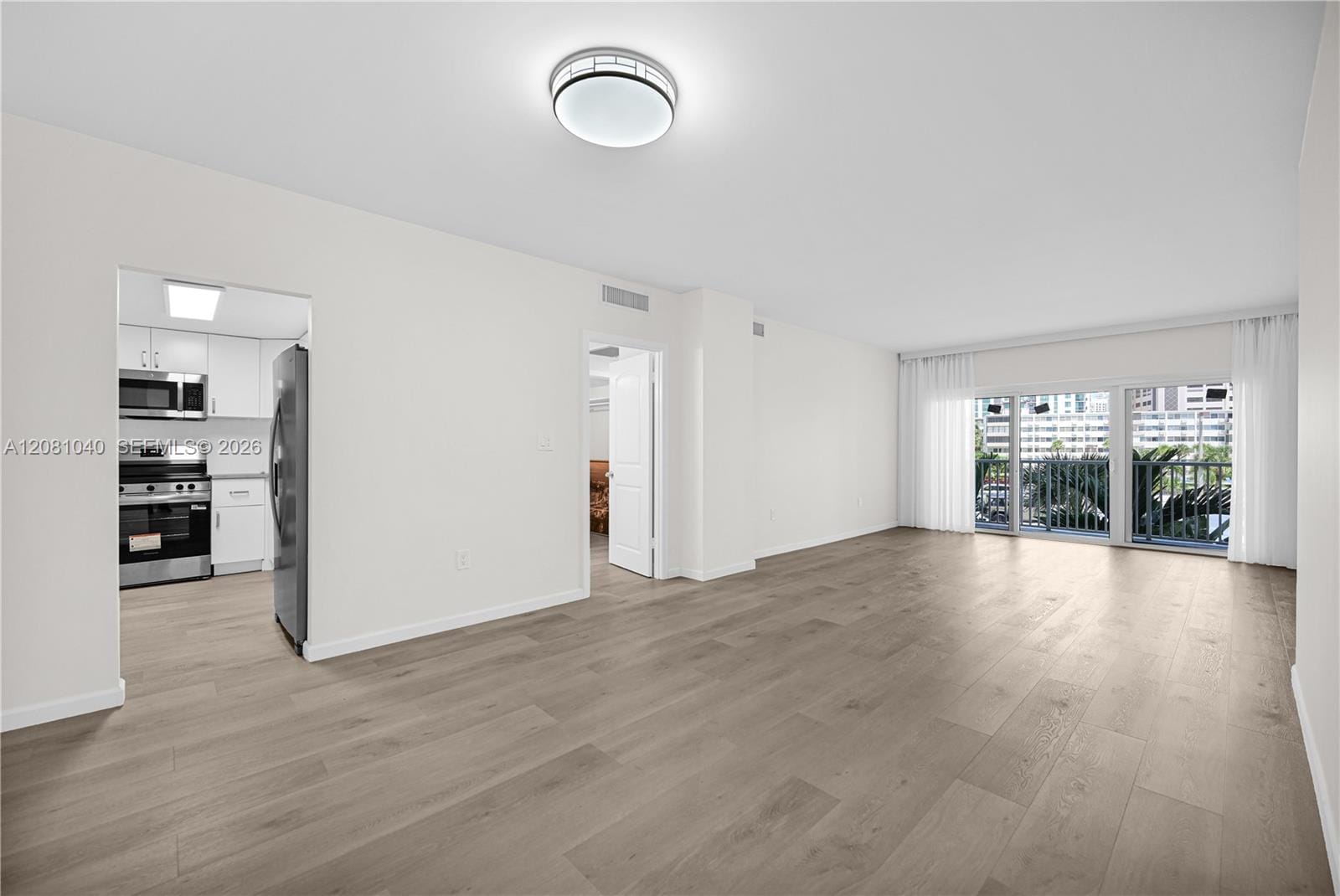 300 Bayview Drive 211, Sunny Isles Beach, FL 33160 photo 15