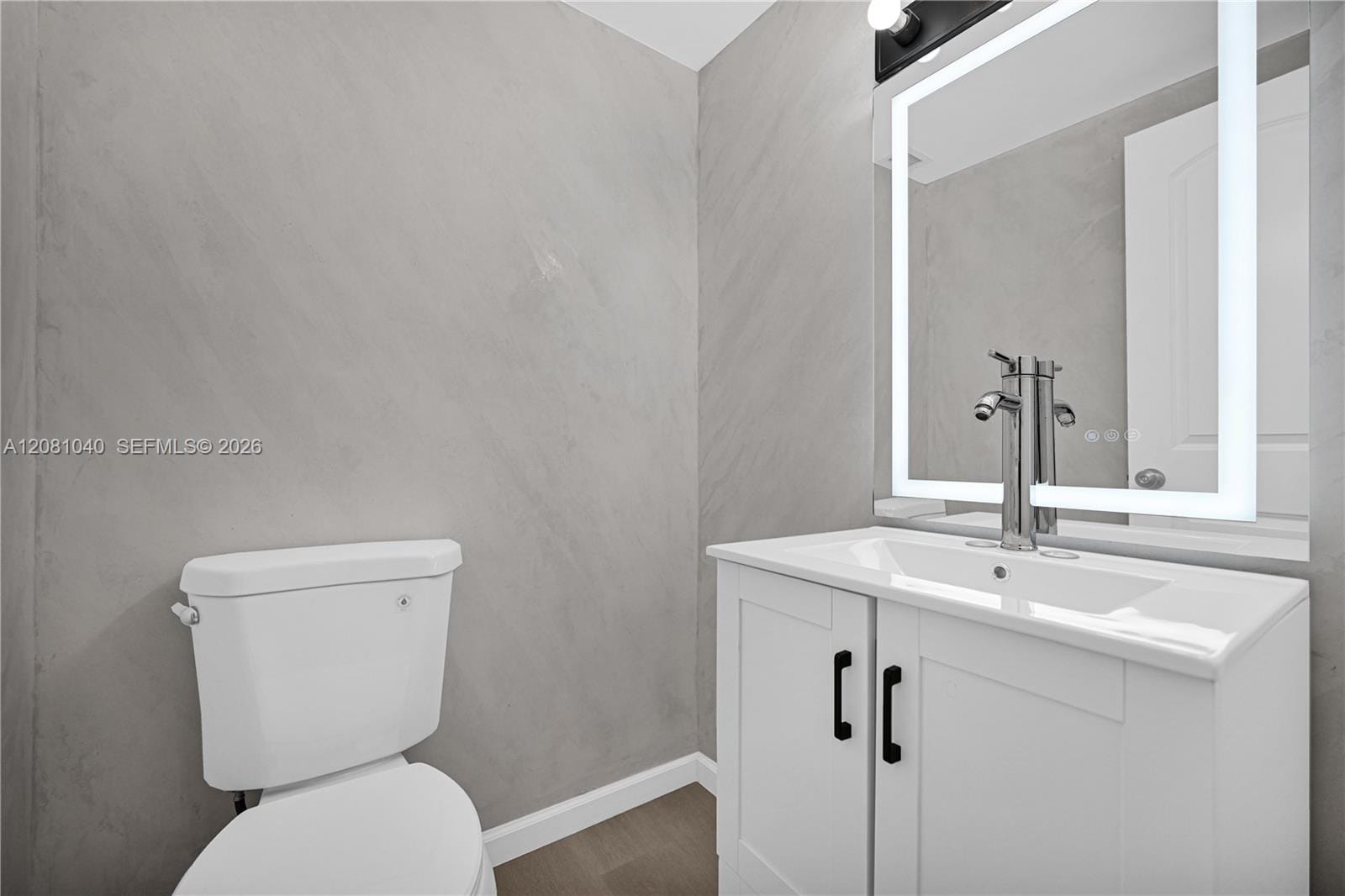 300 Bayview Drive 211, Sunny Isles Beach, FL 33160 photo 17