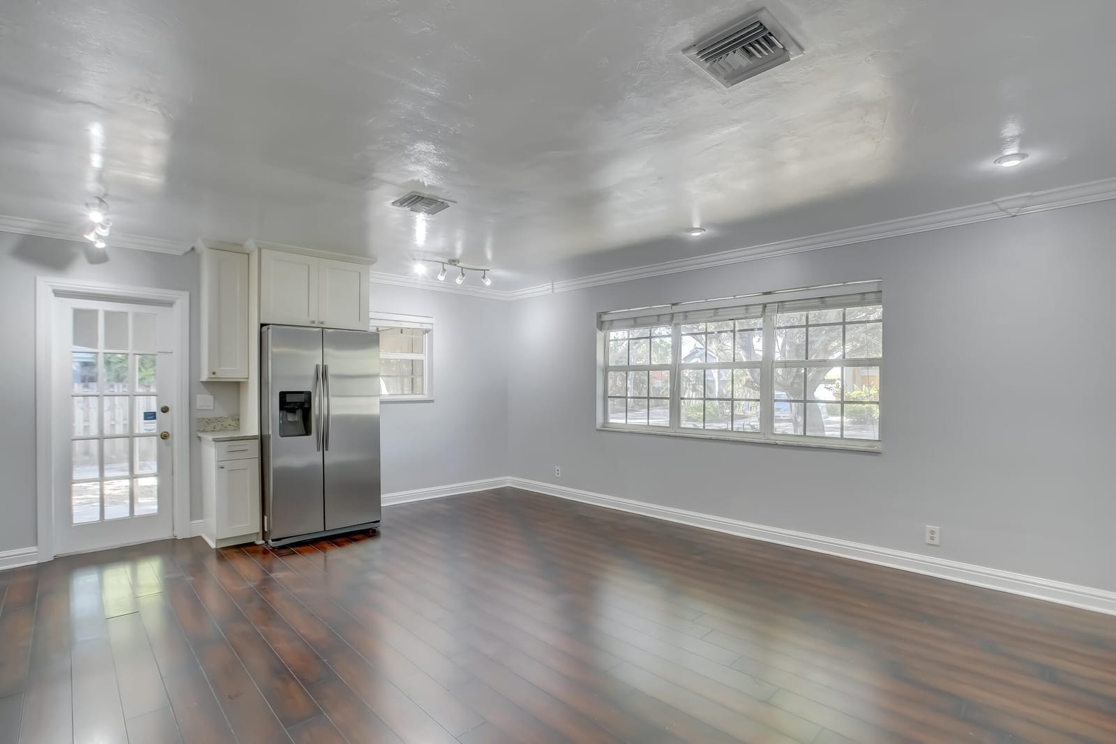 600 SW 15th Street 602 — photo 3