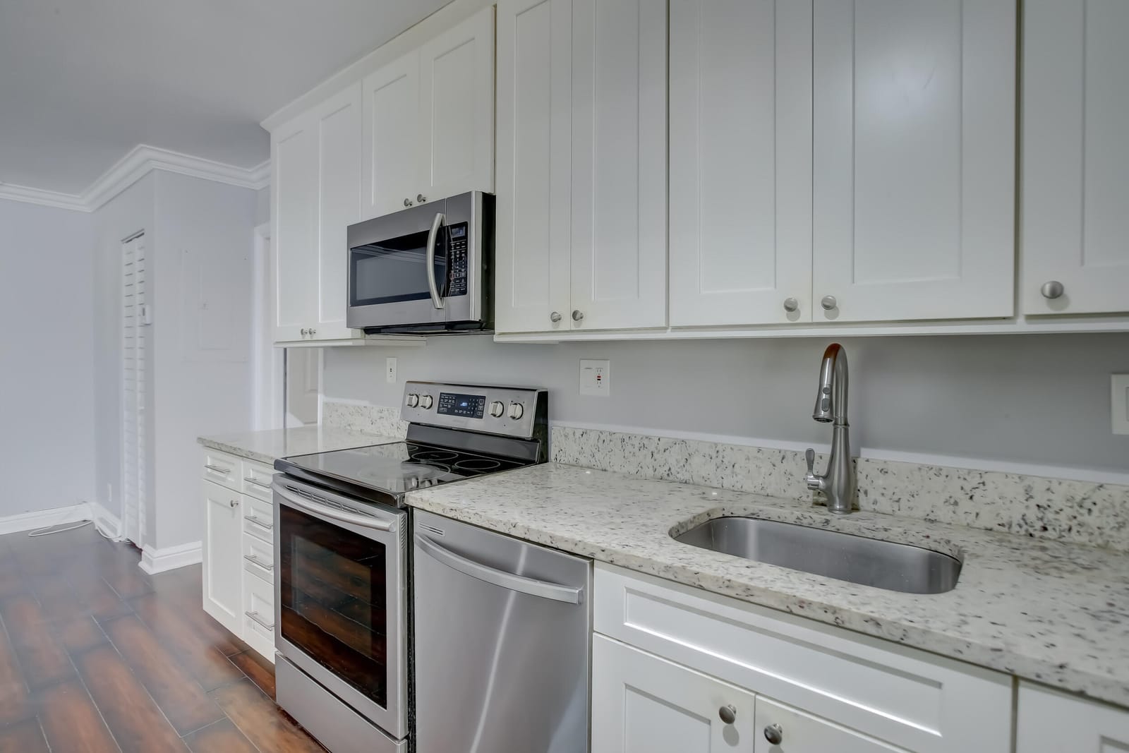 600 SW 15th Street 602 — photo 8