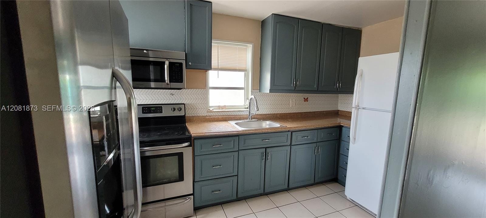 3641 NW 15th Street — photo 6