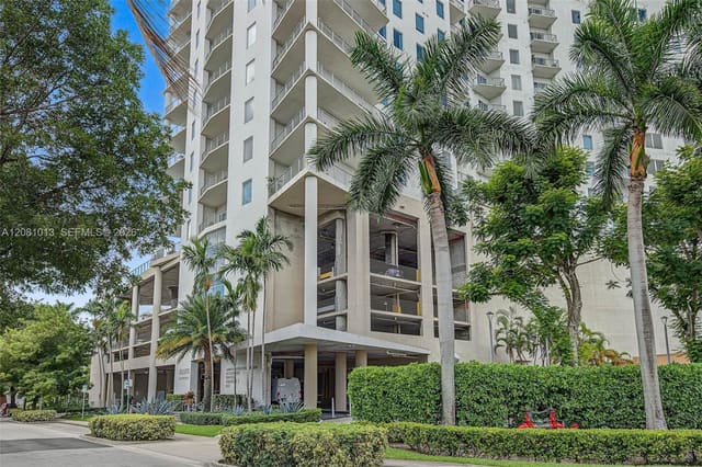 10 S River Drive 1106, Miami, FL 33130