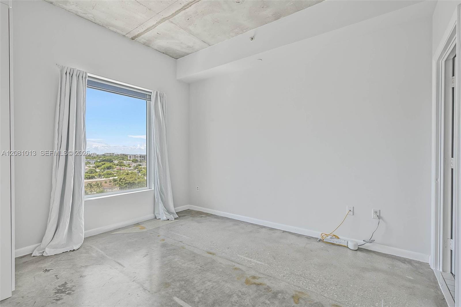10 S River Drive 1106 — photo 12