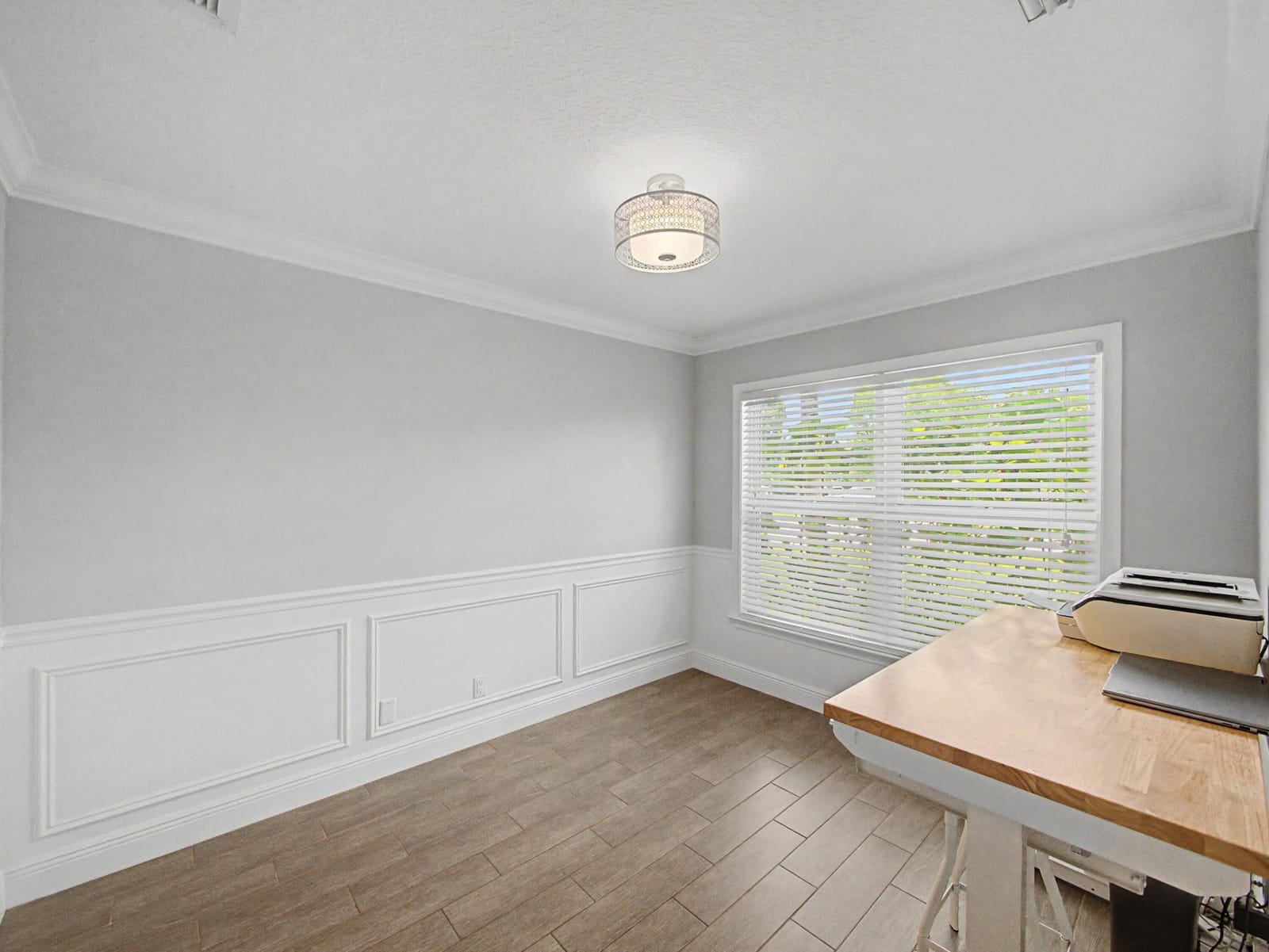 17700 Cornelia Avenue — photo 3