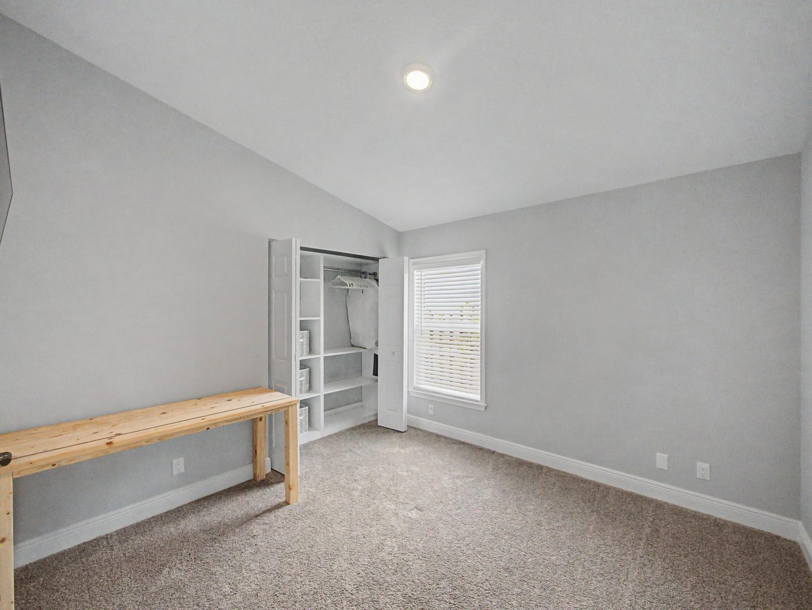 17700 Cornelia Avenue — photo 9