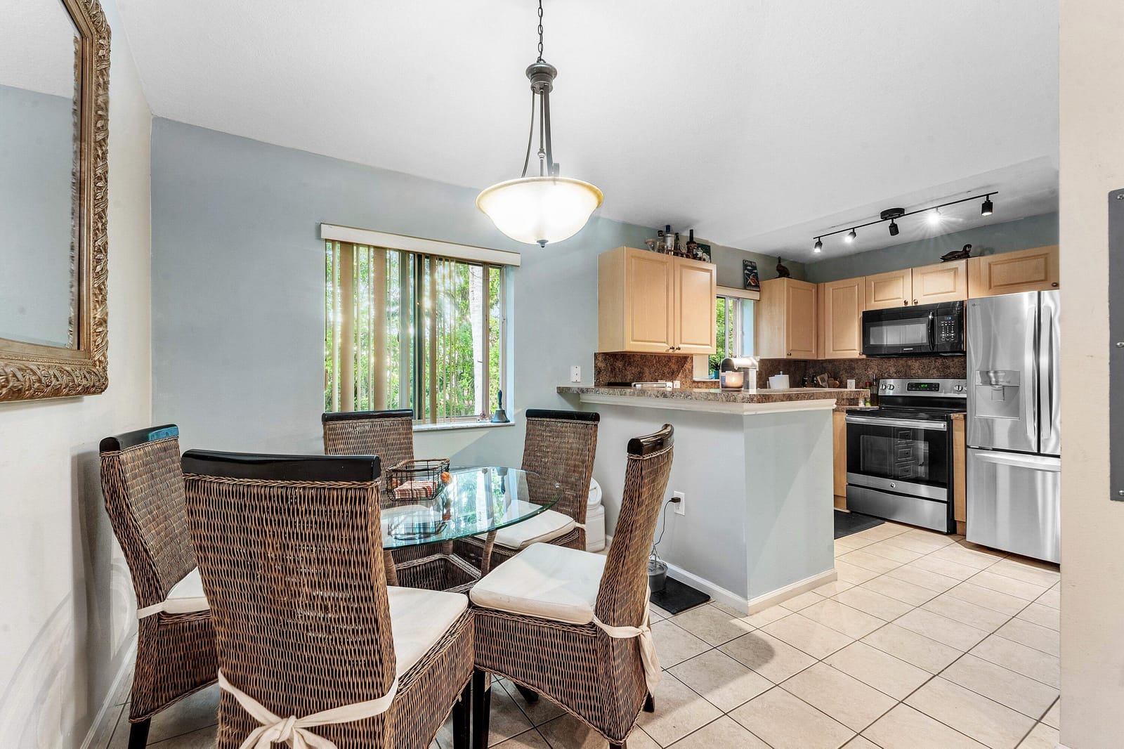 3504 Briar Bay Boulevard 206 — photo 2