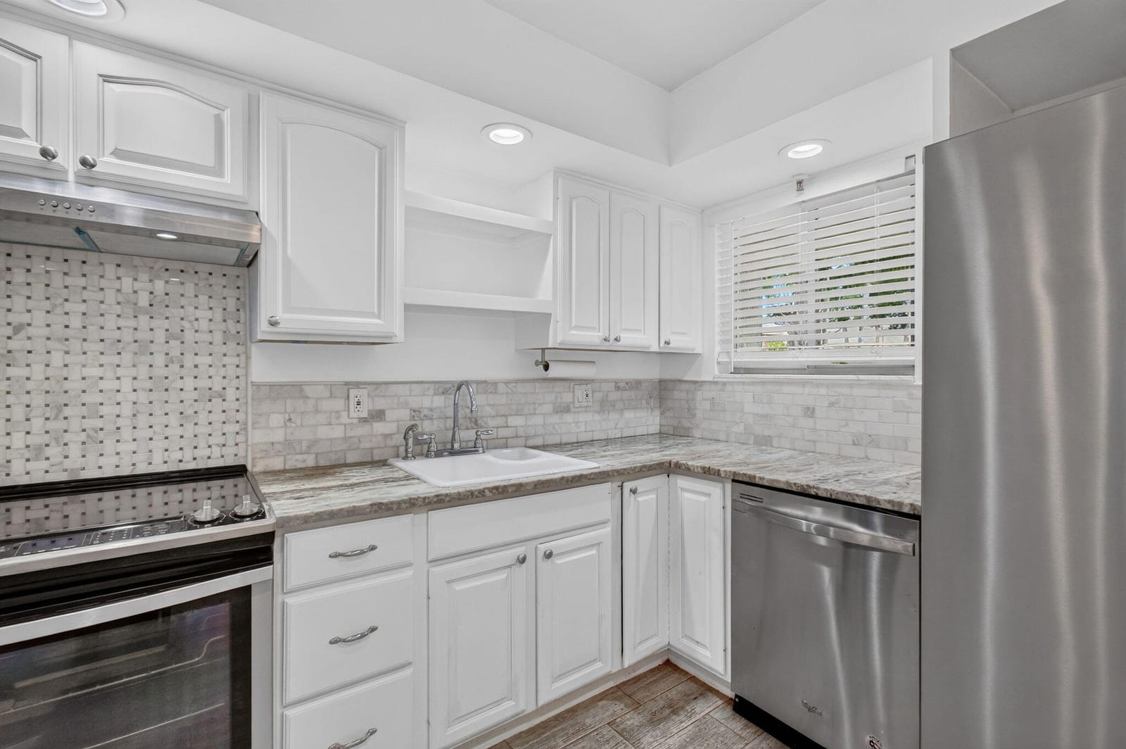 3186 VIA POINCIANA 115 — photo 11