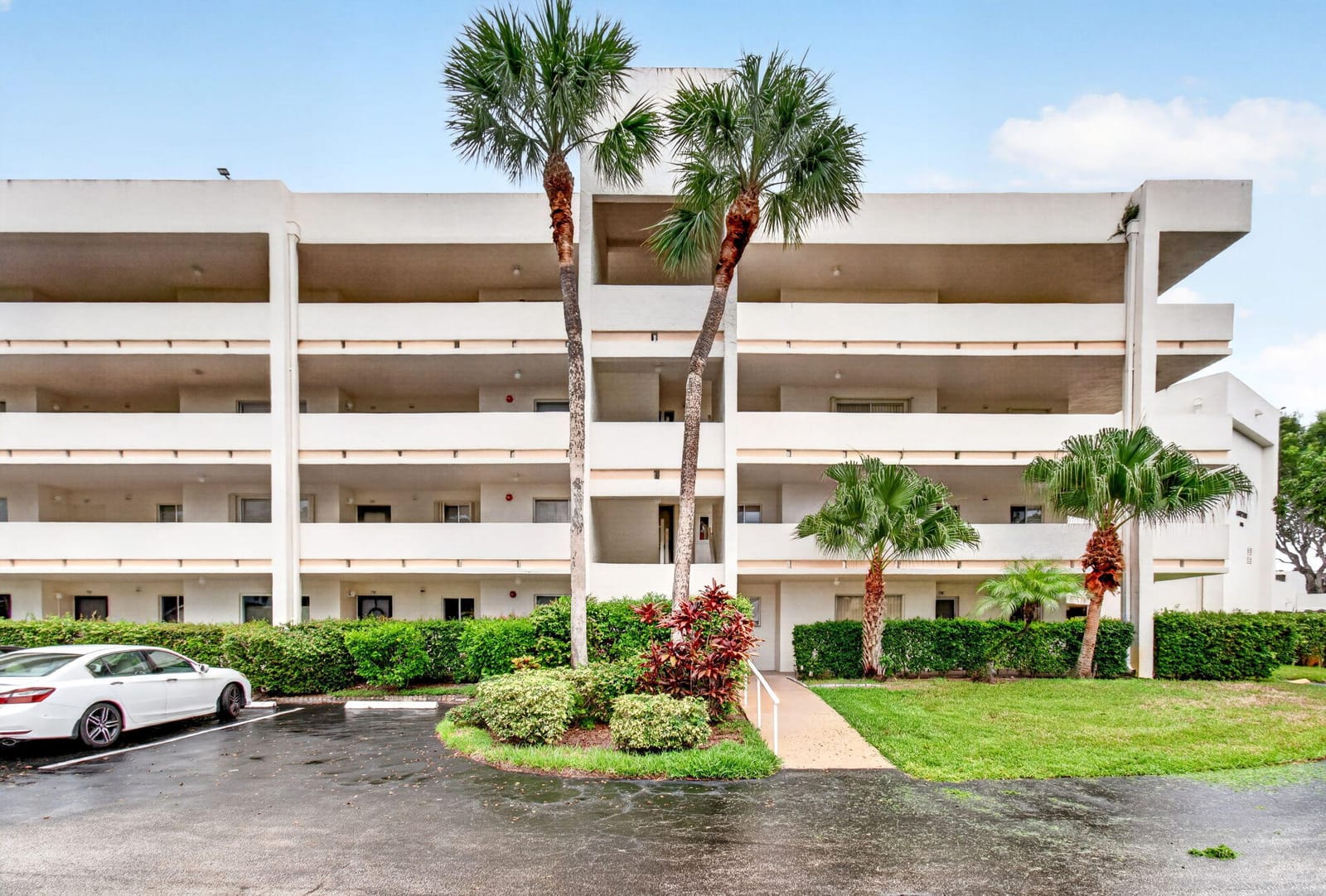 3186 VIA POINCIANA 115 — photo 12