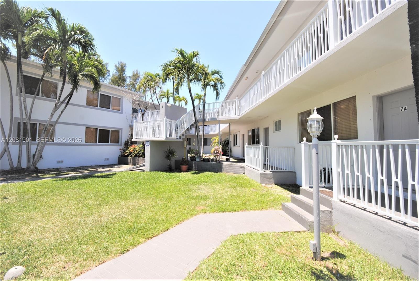 75 S Shore Drive 4B, Miami Beach, FL 33141
