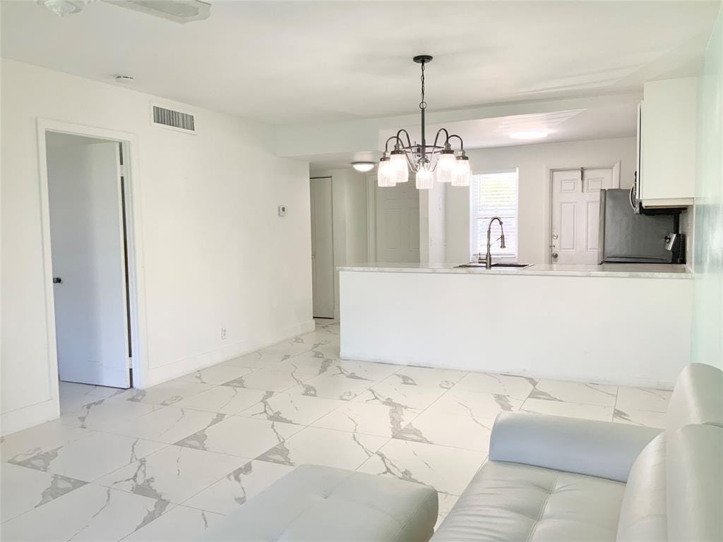600 NE 2ND Street 105 — photo 7