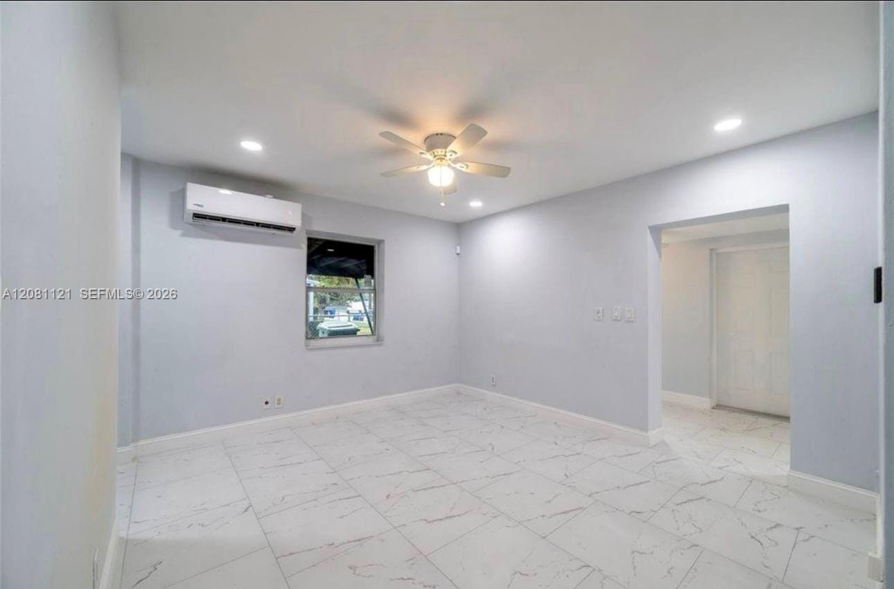425 NW 14th Way — photo 5