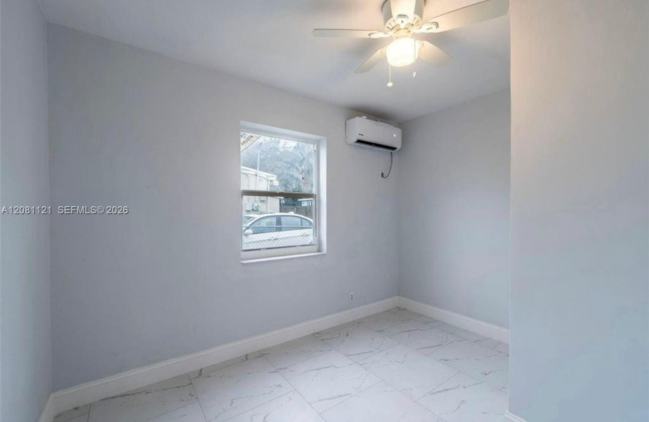 425 NW 14th Way — photo 10