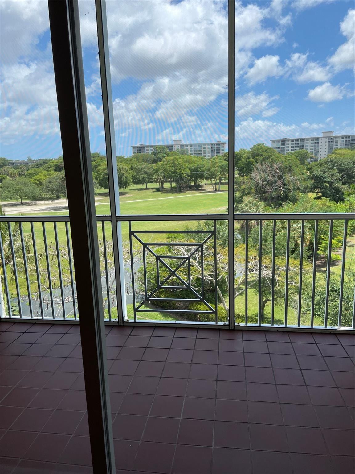 3500 OAKS CLUBHOUSE Drive 510, Pompano Beach, FL 33069 photo 14