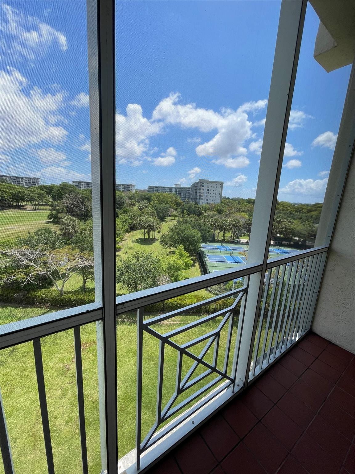 3500 OAKS CLUBHOUSE Drive 510, Pompano Beach, FL 33069 photo 15