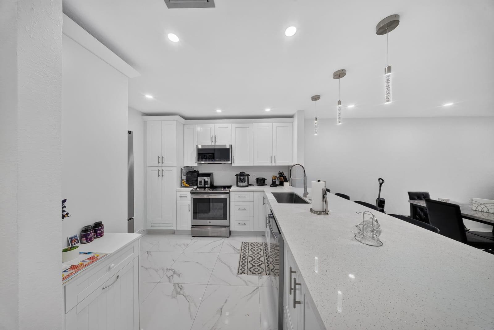 265 CAPE COD Circle — photo 3