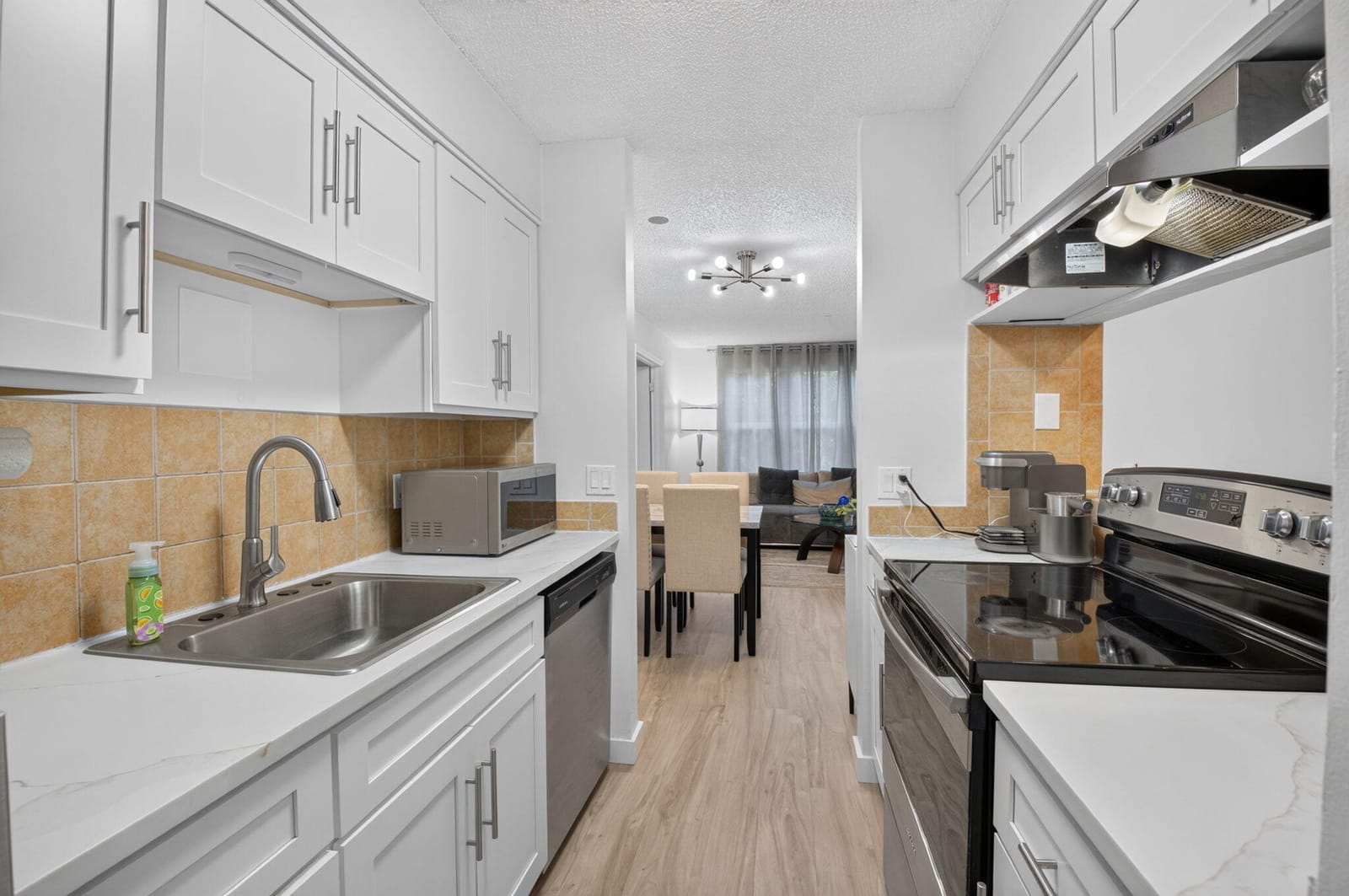 2305 N CONGRESS Avenue 21 — photo 2