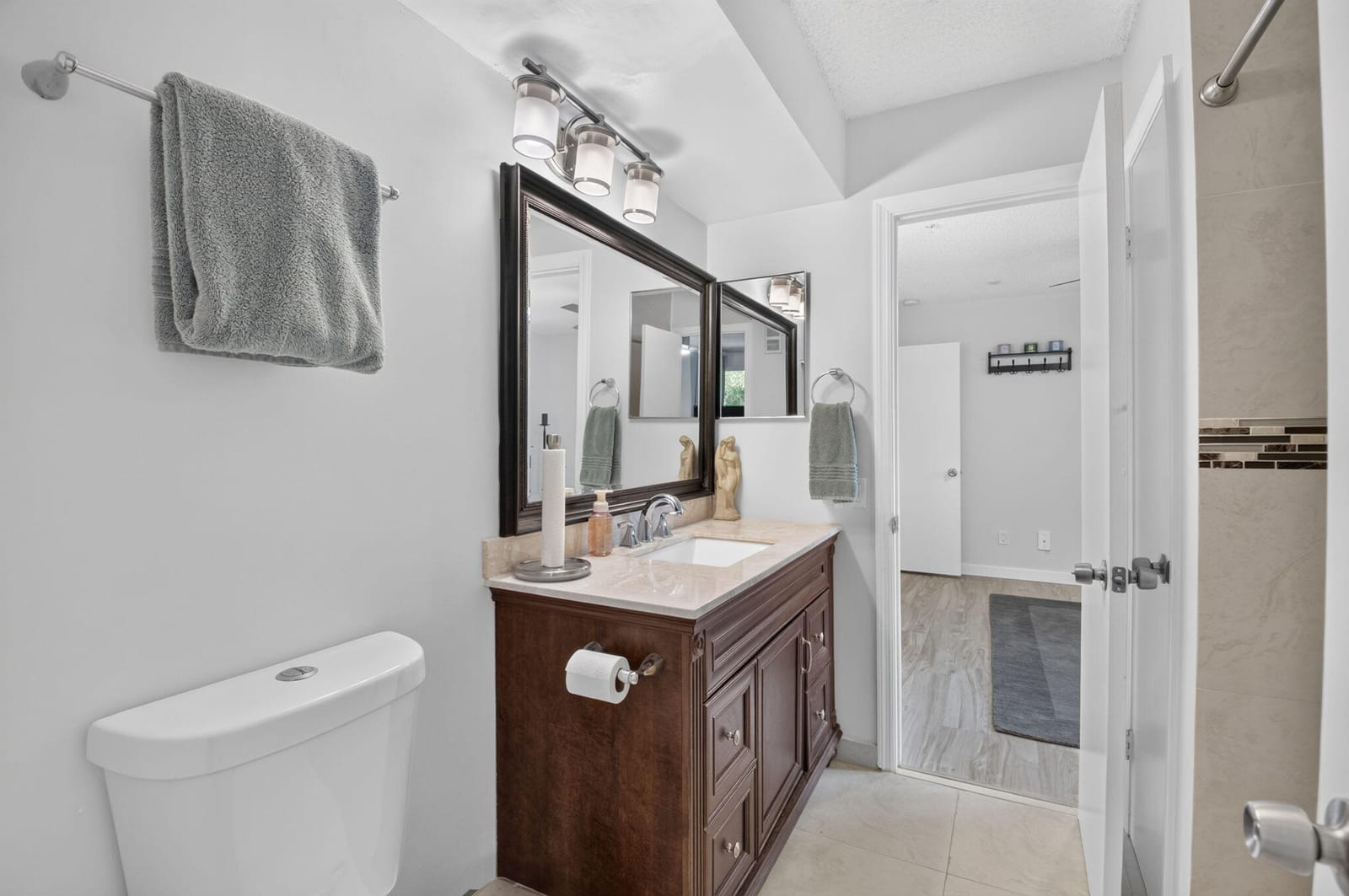 2305 N CONGRESS Avenue 21 — photo 10