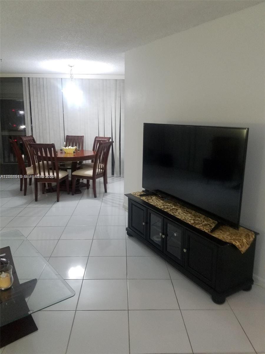 6921 Environ Boulevard 4P — photo 5