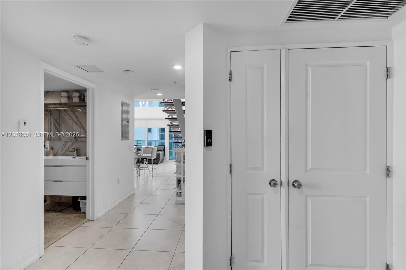 41 SE 5th Street 1117, Miami, FL 33131 photo 19
