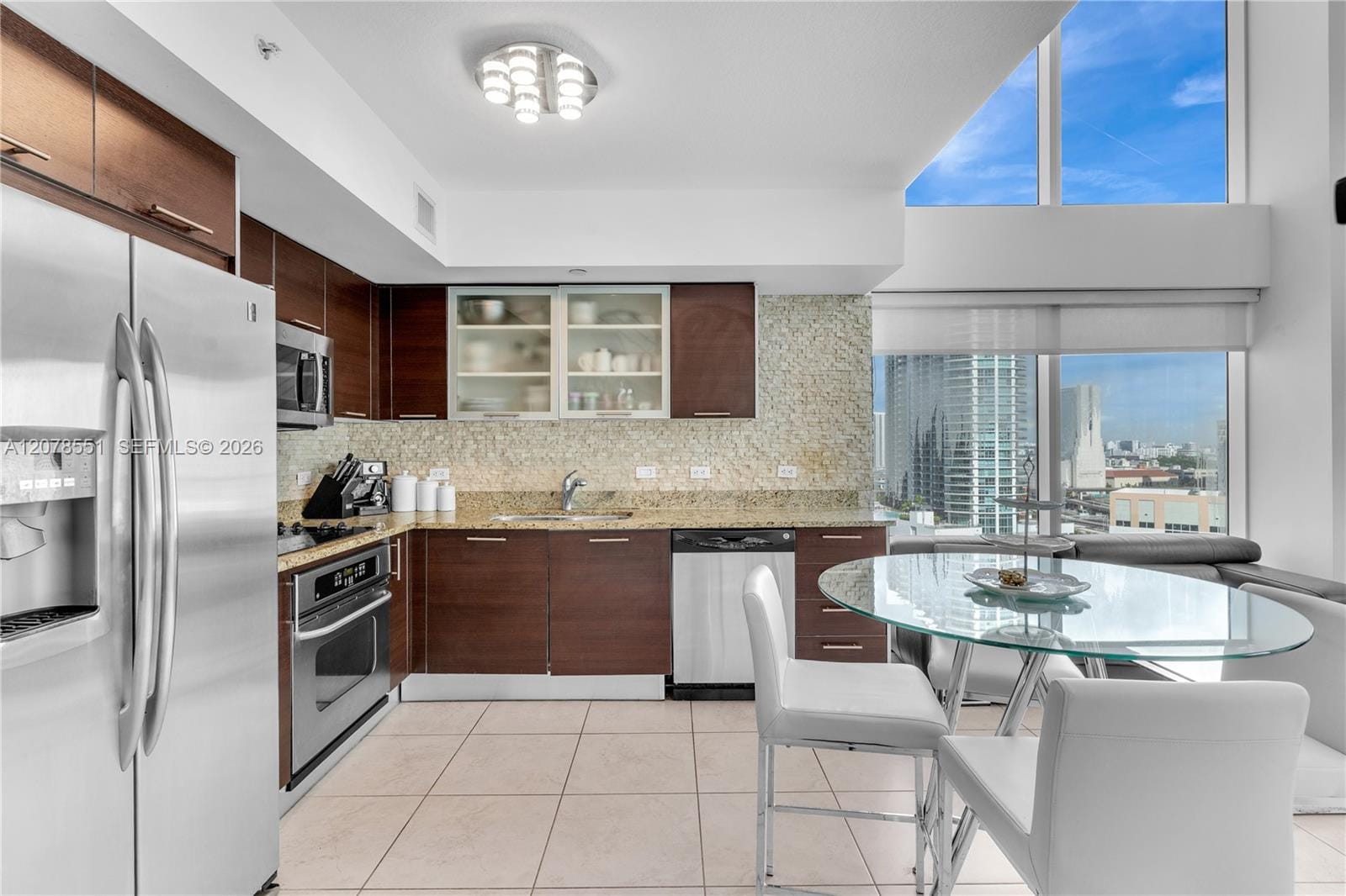 41 SE 5th Street 1117, Miami, FL 33131 photo 23