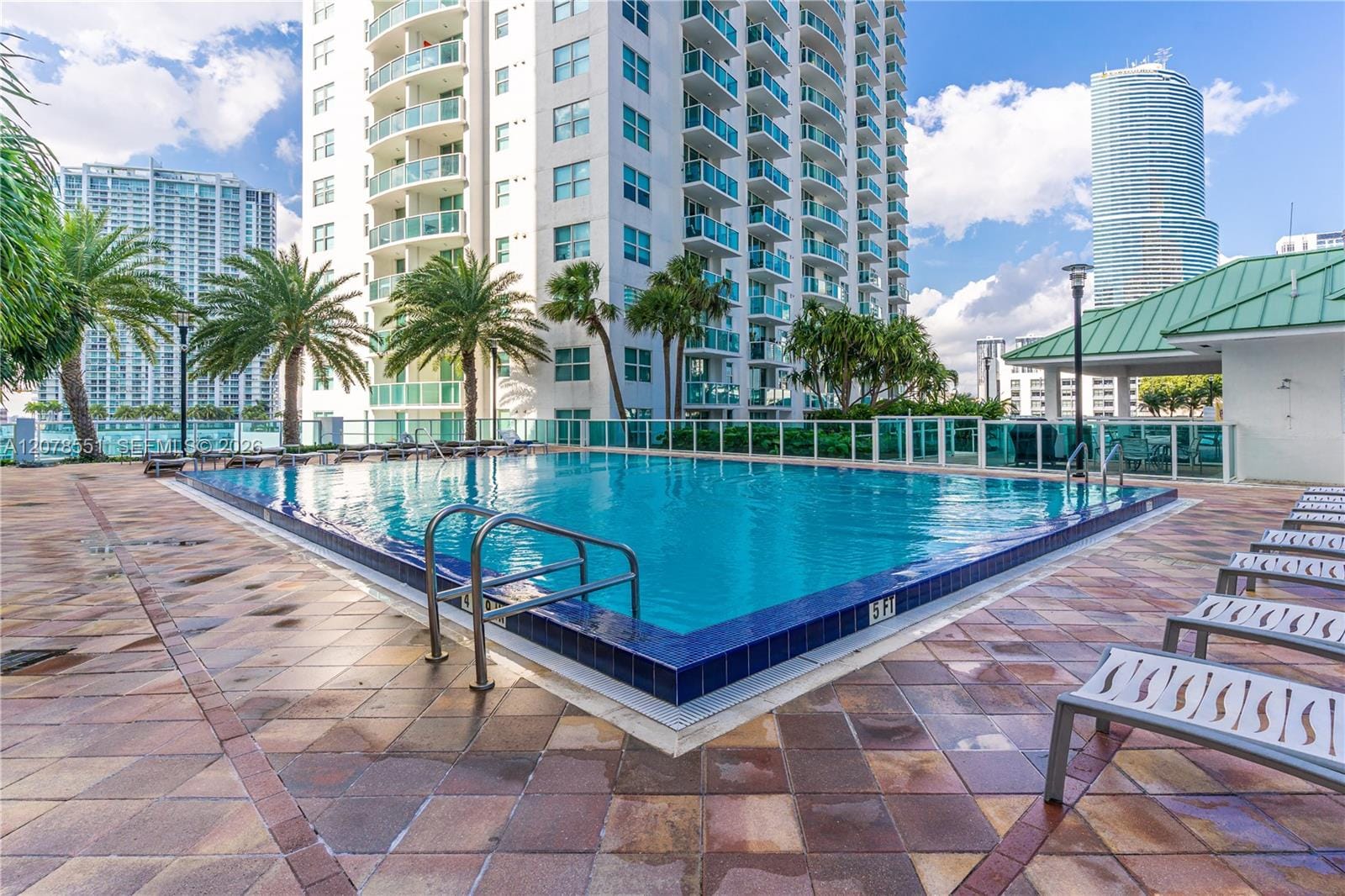 41 SE 5th Street 1117, Miami, FL 33131