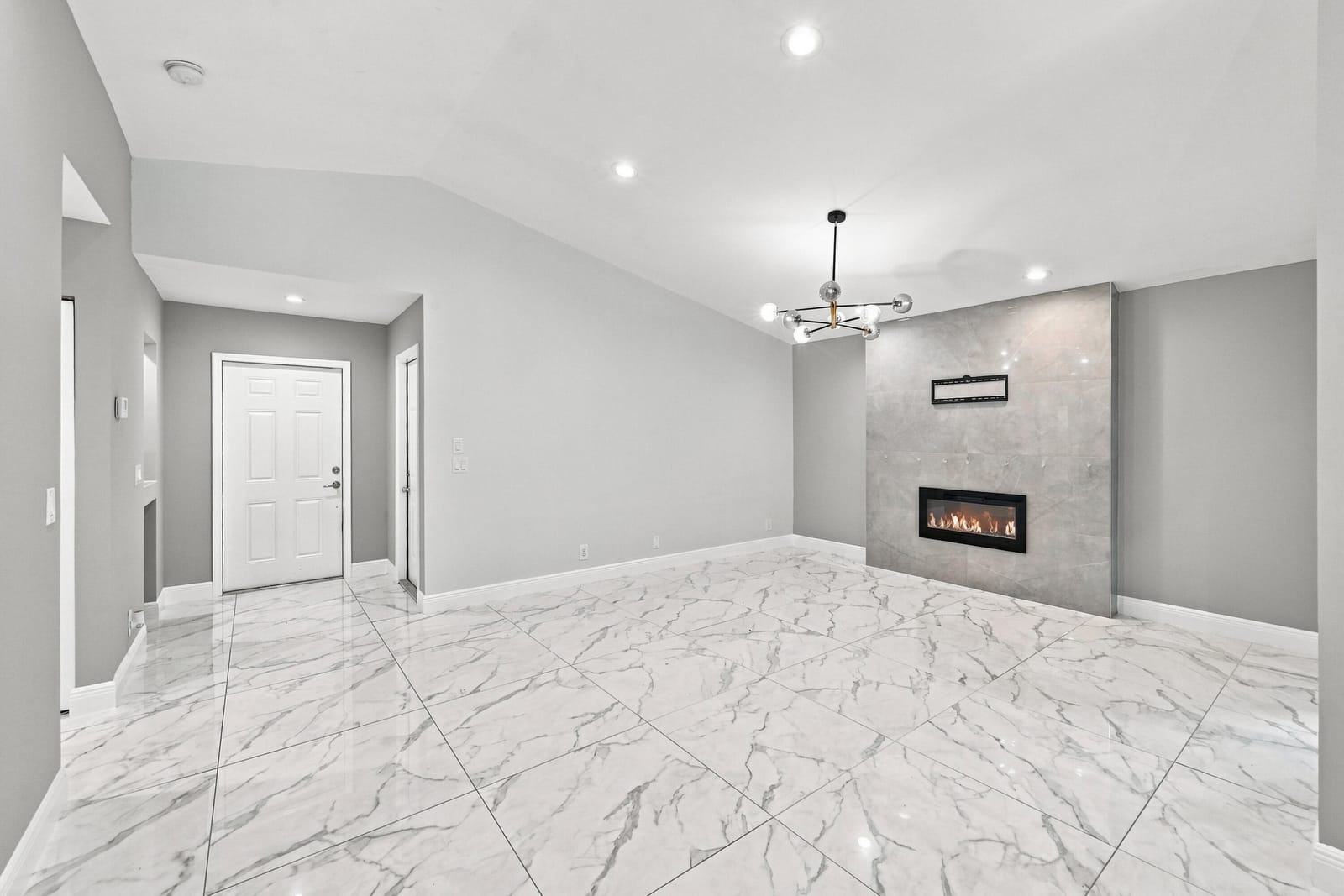 372 W Riverbend Drive 372, Sunrise, FL 33326 photo 5