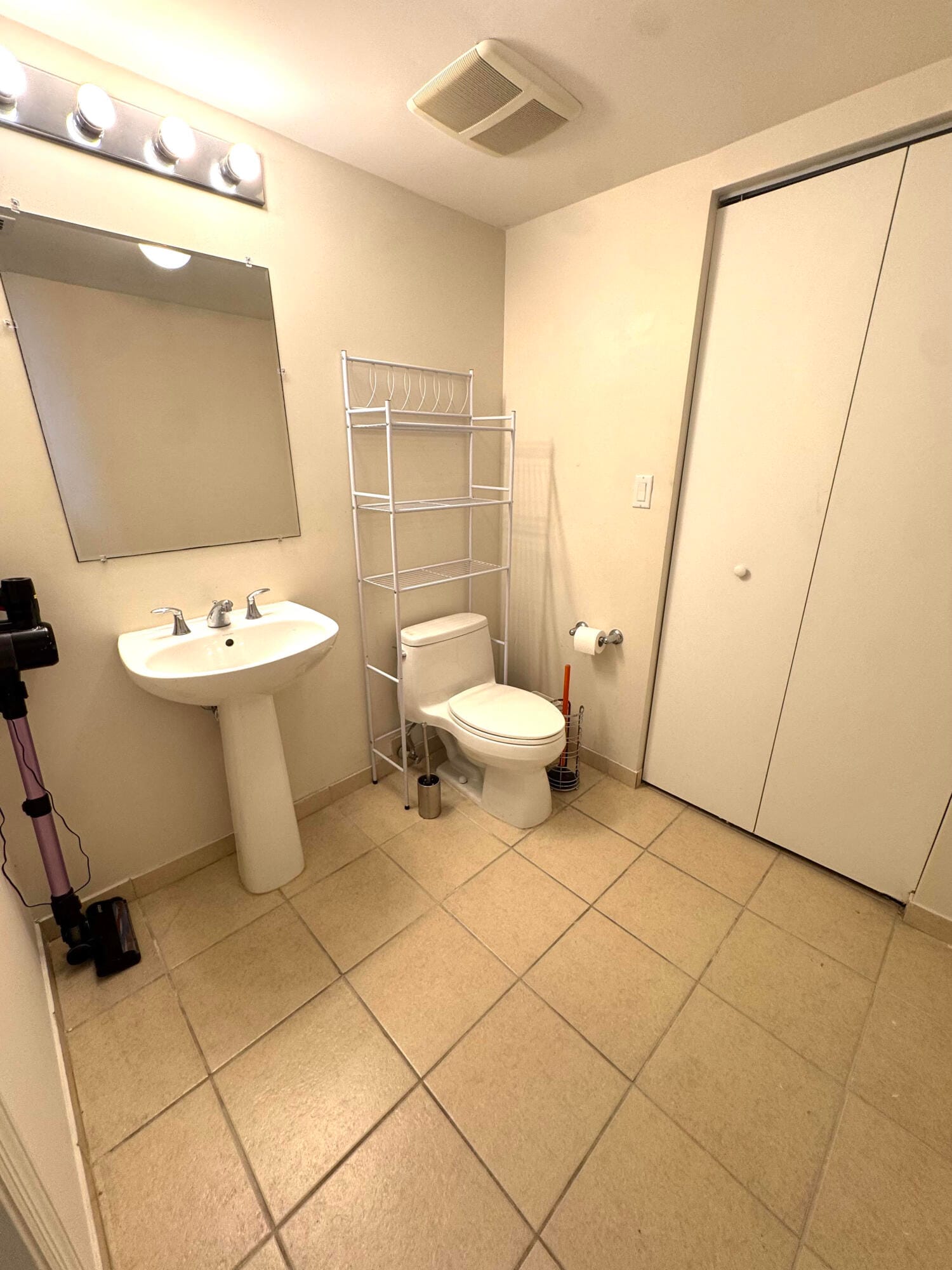 16699 COLLINS Avenue 2410, Sunny Isles Beach, FL 33160 photo 15