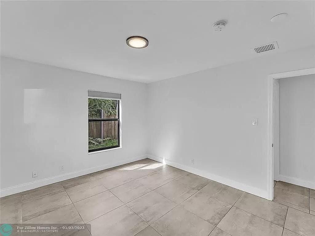 216 NW 25TH Street, Wilton Manors, FL 33311 photo 13