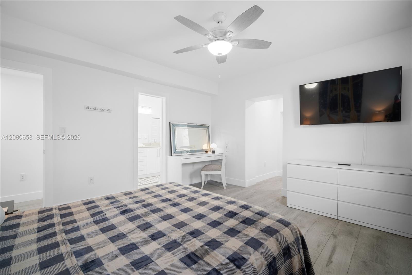 836 NW 33rd Avenue A, Miami, FL 33125 photo 14