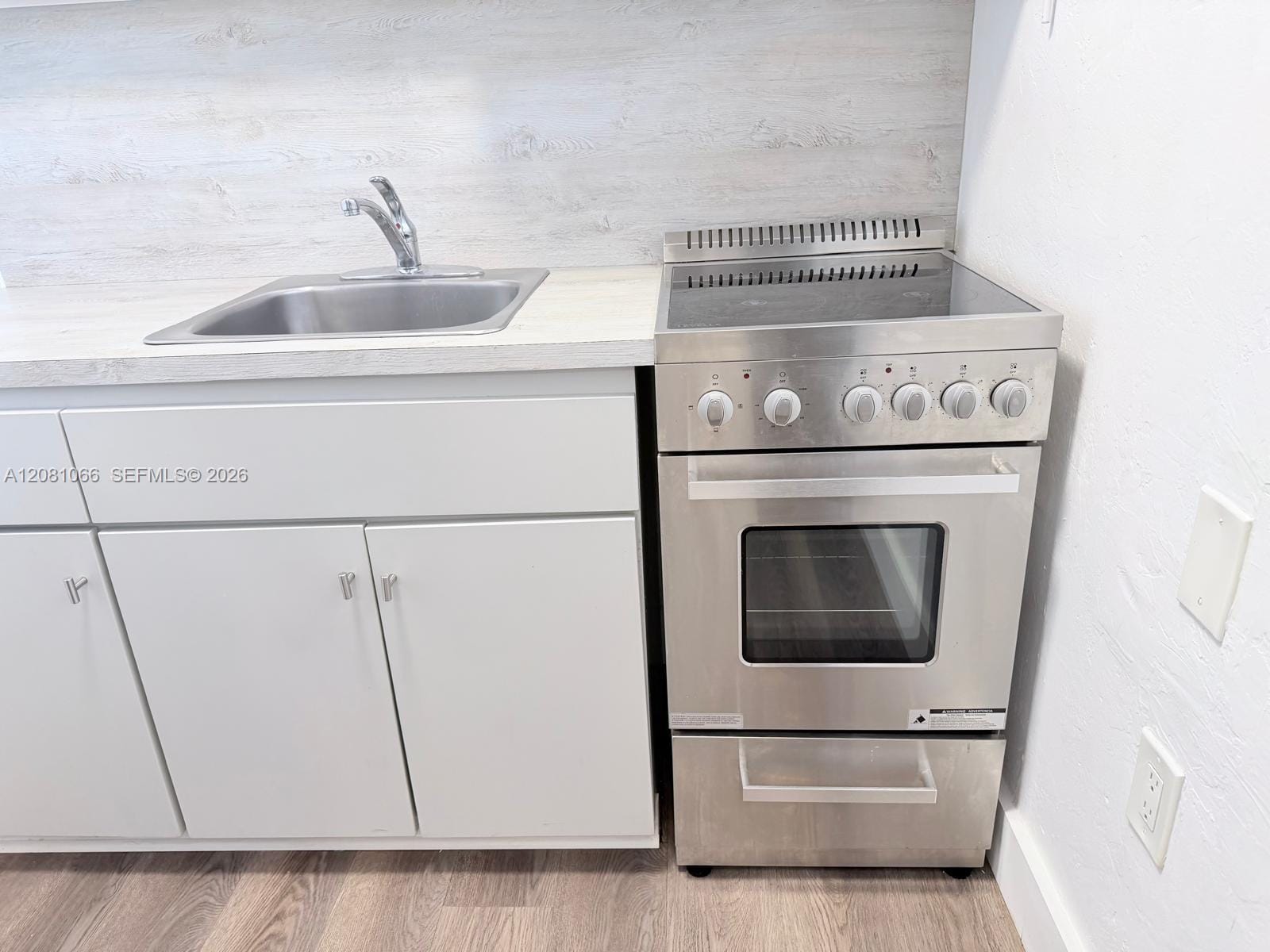 100 Madeira Avenue 7 — photo 9