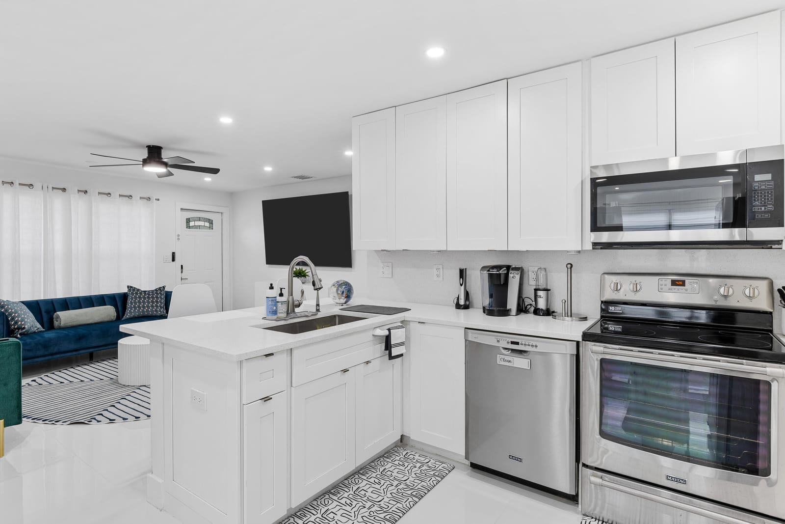 1621 NE 1ST Avenue, Pompano Beach, FL 33060 photo 6