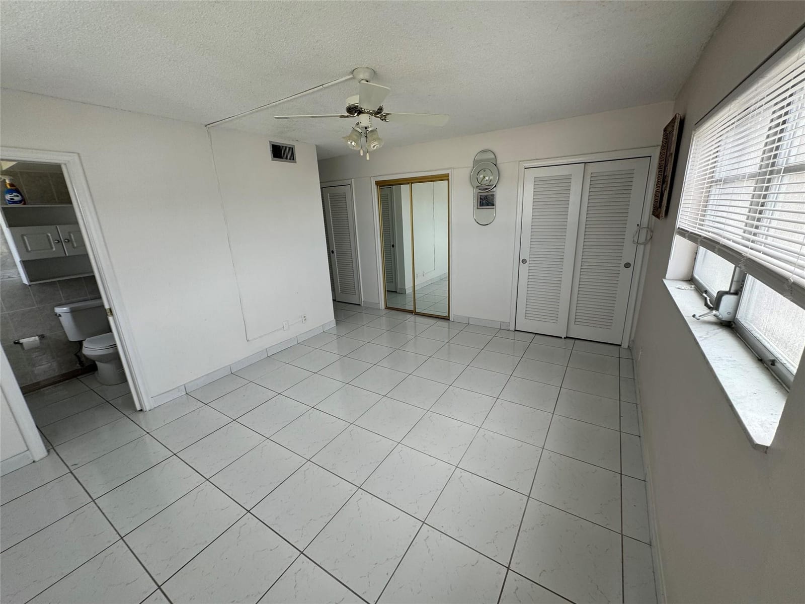 301 NE 14TH Avenue 708 — photo 9