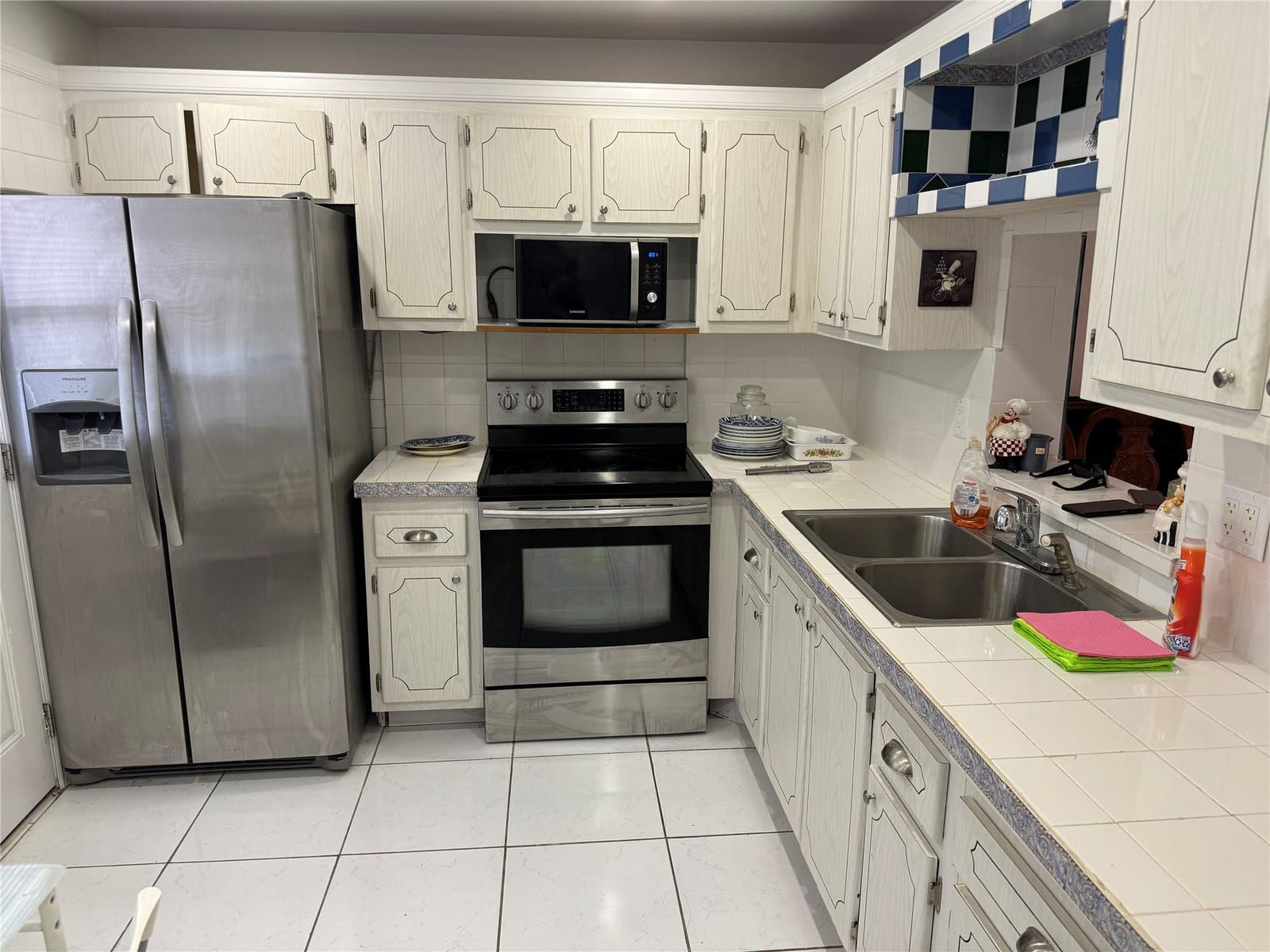 301 NE 14TH Avenue 708 — photo 4