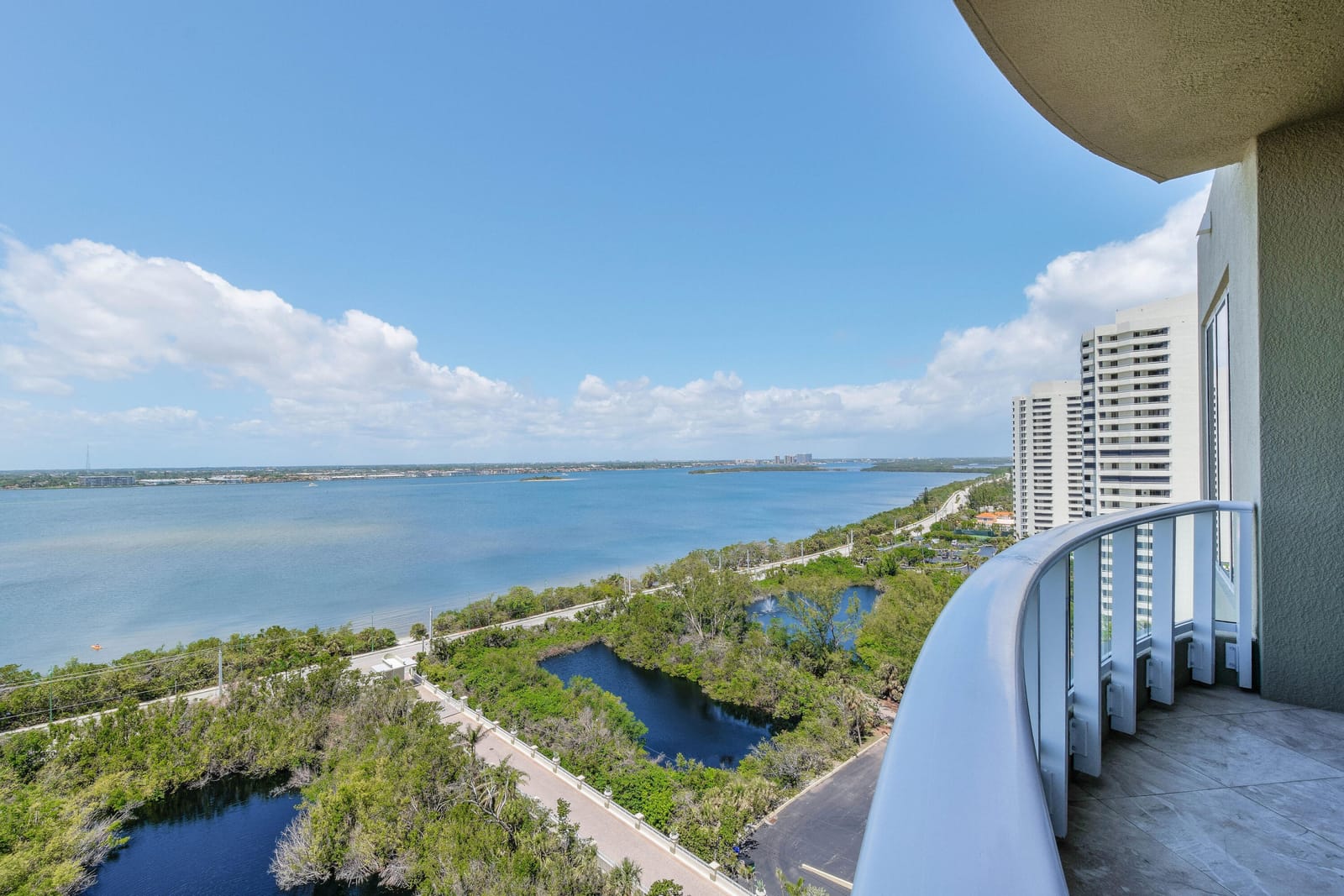 5050 N OCEAN Drive 1503, Singer Island, FL 33404